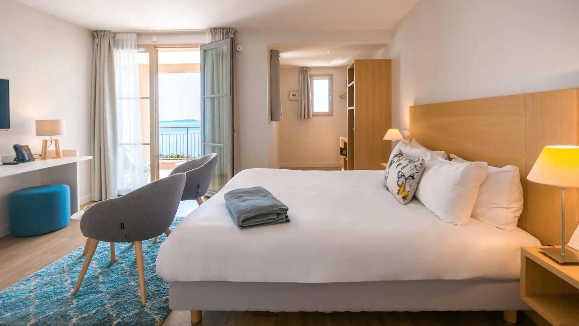 Hotel La Villa Douce Rayol-Canadel-sur-Mer