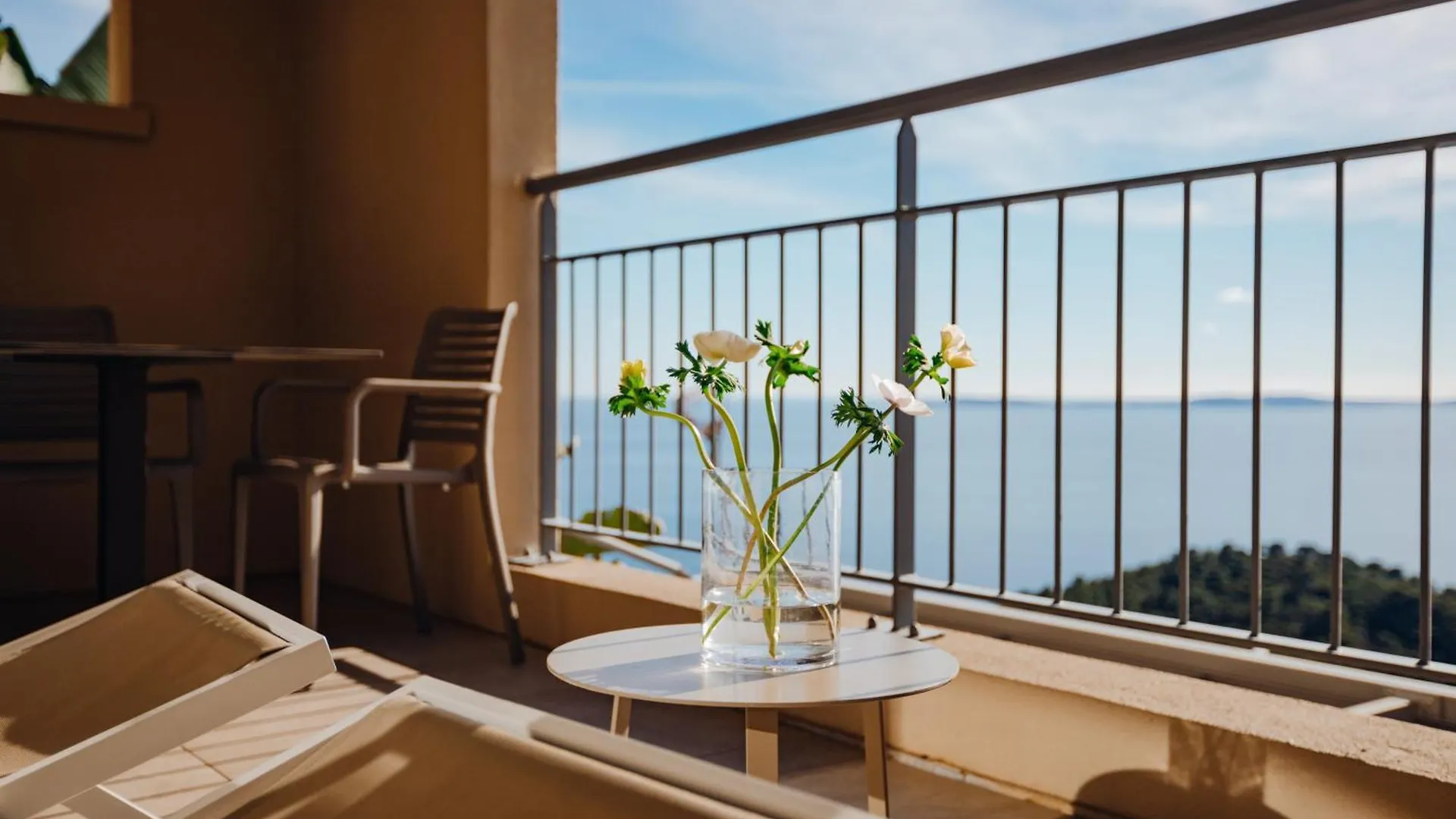 Hotel La Villa Douce Rayol-Canadel-sur-Mer