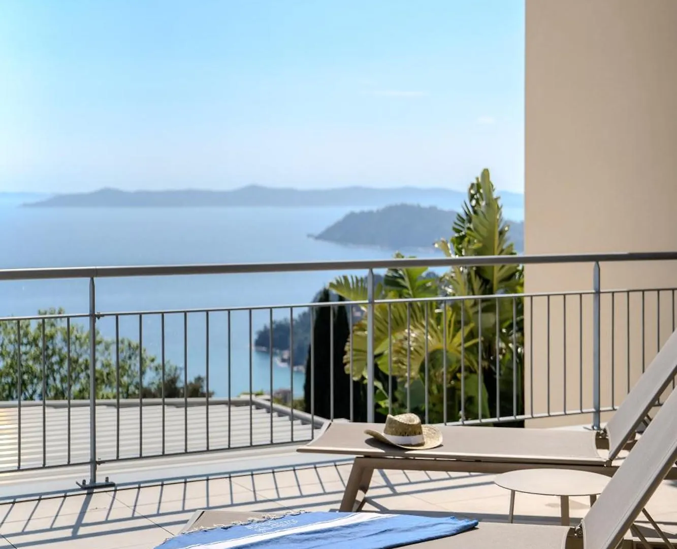 Hotel La Villa Douce Rayol-Canadel-sur-Mer