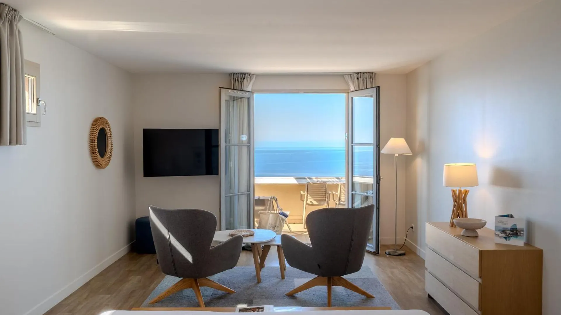 Hotel La Villa Douce Rayol-Canadel-sur-Mer
