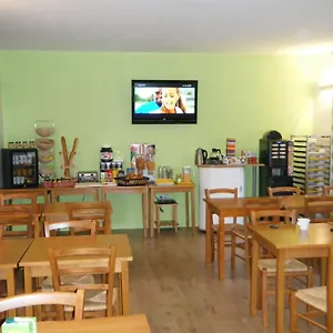 https://le-faubourg-figeac.midi-pyreneeshotels.com